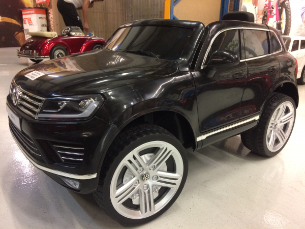 Masinuta electrica pentru copii VW Touareg, negru [2]