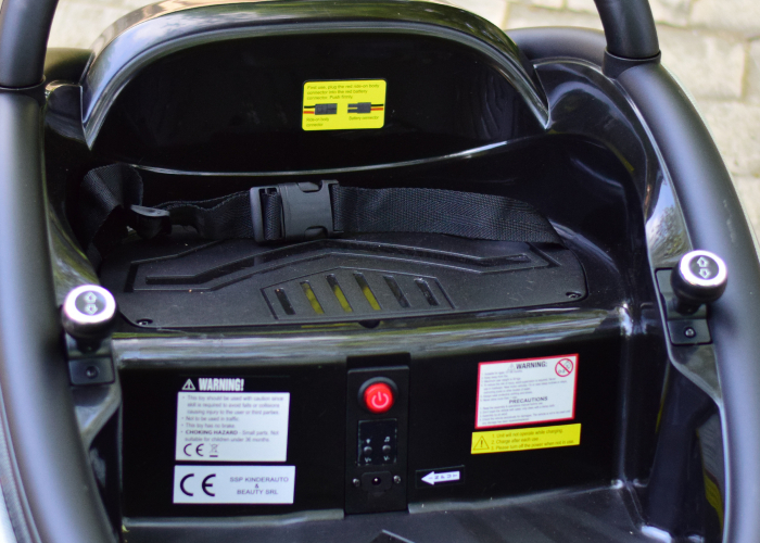 Masinuta busitoare cu RC, Kinderauto Super Collision 70W 12V culoare Neagra [7]