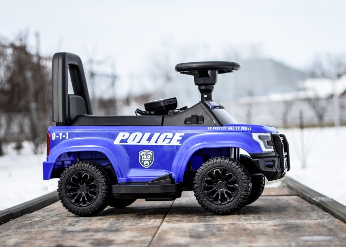 Masinuta electrica de politie Kinderauto Police 30W 6V cu megafon si music player, bluetooth, culoare Albastru [4]