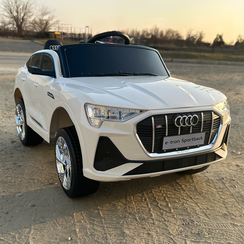 Masinuta electrica pentru copii Audi E-tron Sportback, cu echipare Premium, culoare alba [2]
