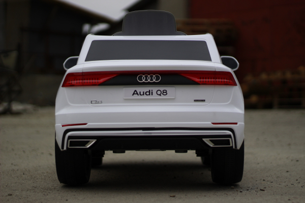 Masinuta electrica Audi Q8 STANDARD 12V #Alb [11]