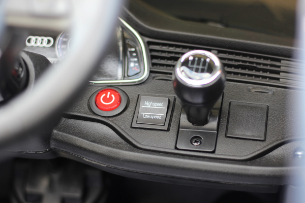 Masinuta electrica Audi Q8 STANDARD 12V #Negru [10]