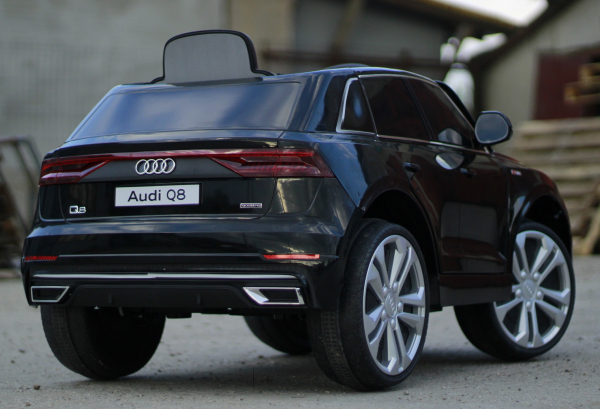 Masinuta electrica Audi Q8 STANDARD 12V #Negru [5]