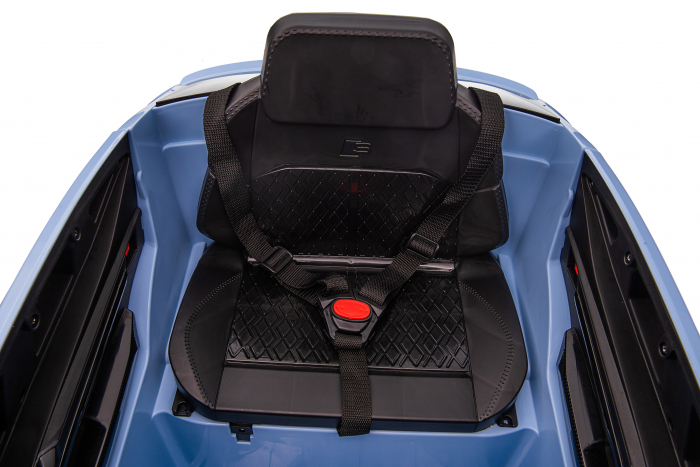 Masinuta electrica pentru copii Audi E-tron Sportback 4x4 12V 140W culoare Albastru [28]