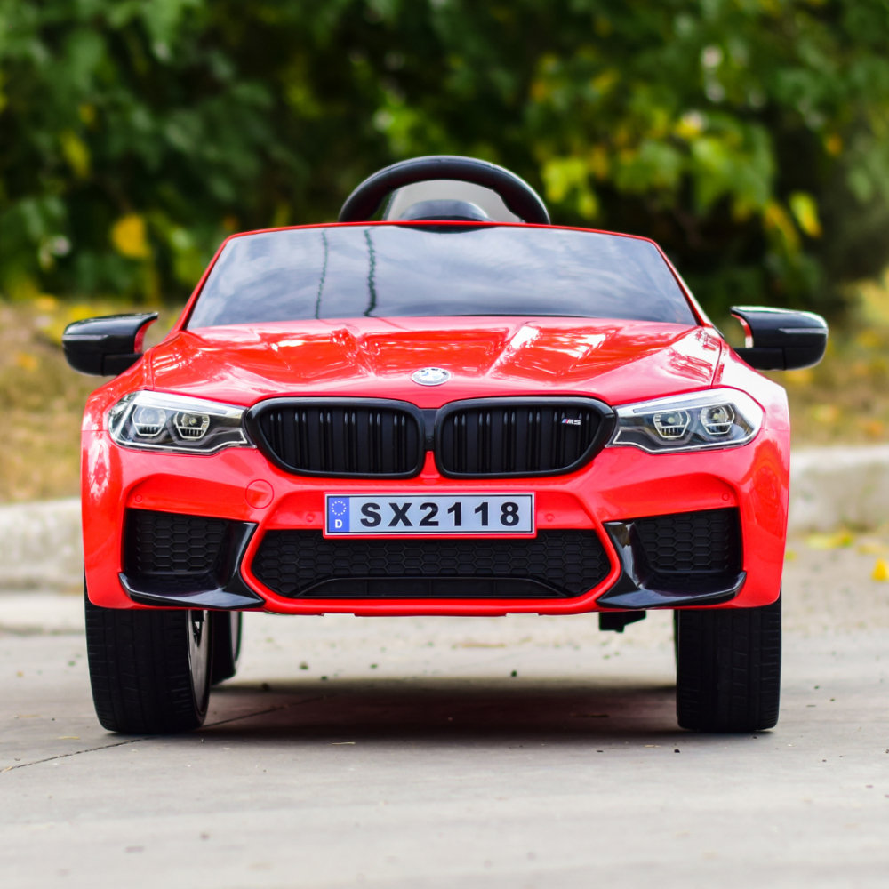 Masinuta electrica rosie pentru copii BMW M5, scaun tapitat si roti moi [3]