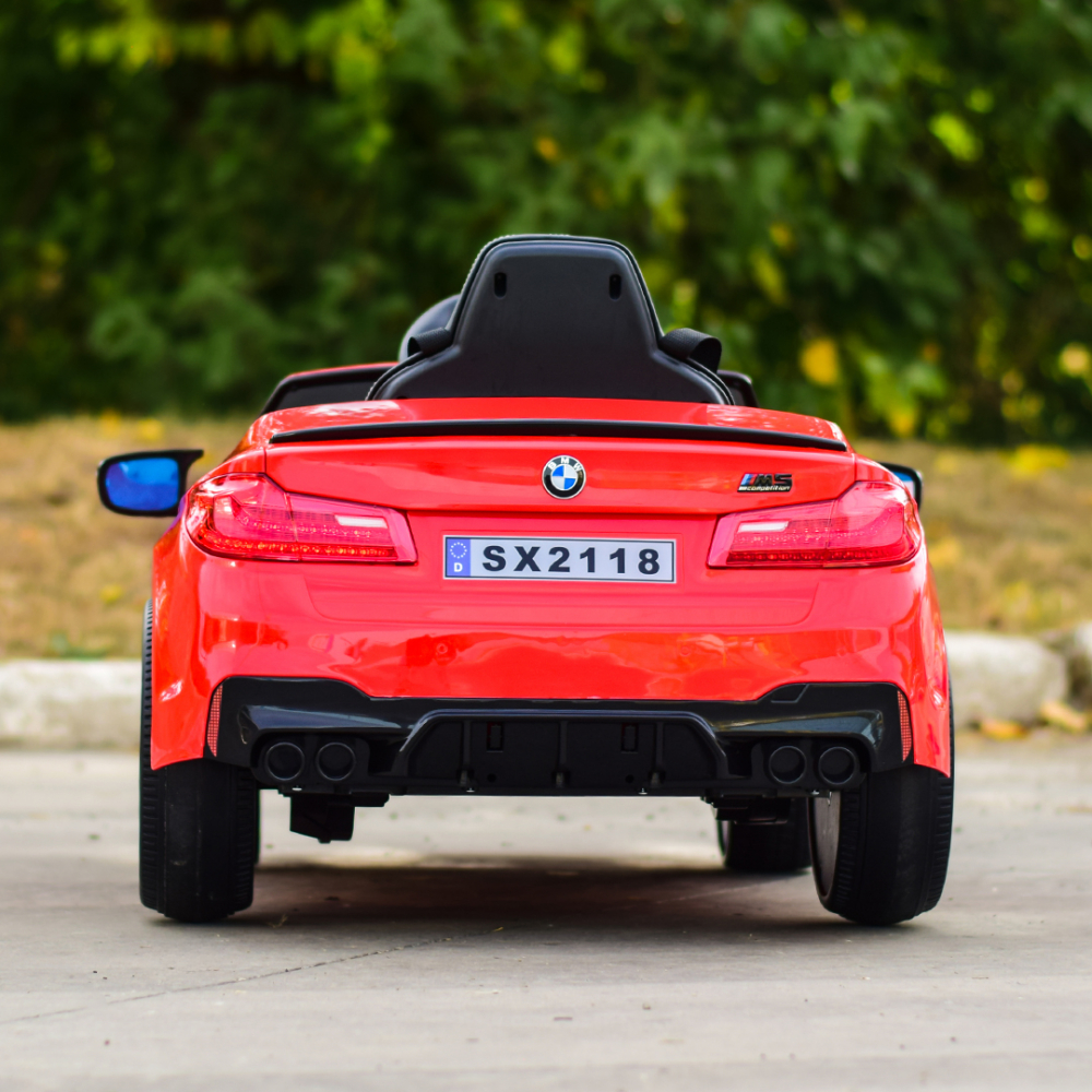 Masinuta electrica rosie pentru copii BMW M5, scaun tapitat si roti moi [8]