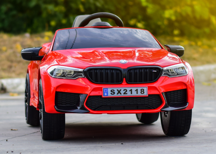 Masinuta electrica Bmw M5 Competition pentru copii 2-7 ani [12]
