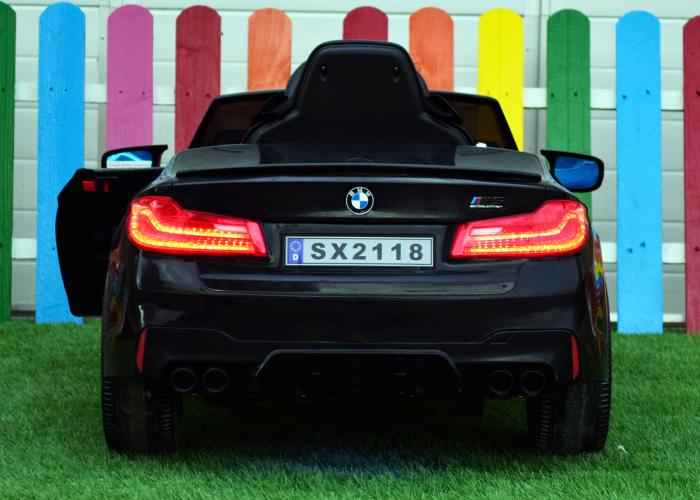 Masinuta electrica Bmw M5 Competition, baterie 24V 14Ah, 500W, scaun tapitat, dotari Premium, Drift, negru [5]