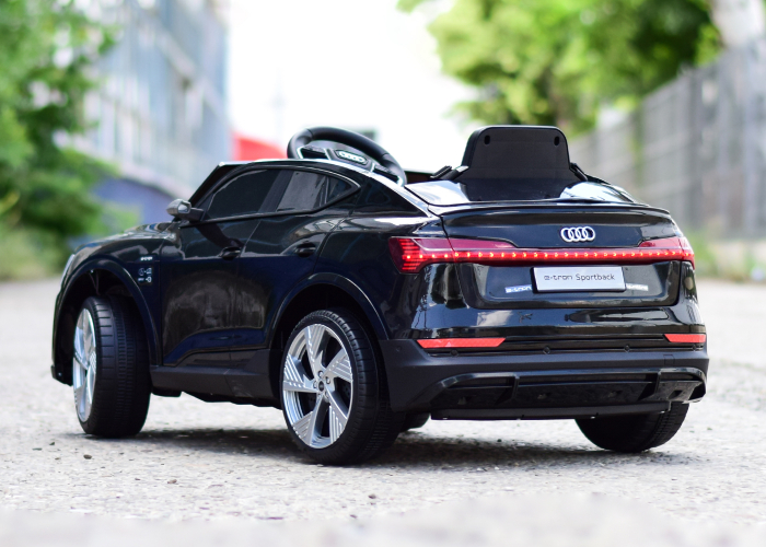 Masinuta electrica copii, 4x4, Audi E-tron Sportback, 12V 140W, culoare neagra [5]