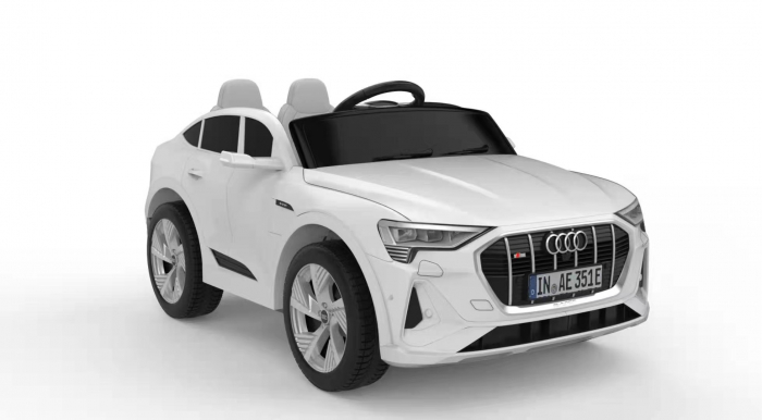Masinuta electrica pentru copii Audi E-tron Sportback, cu echipare Premium, culoare alba [25]