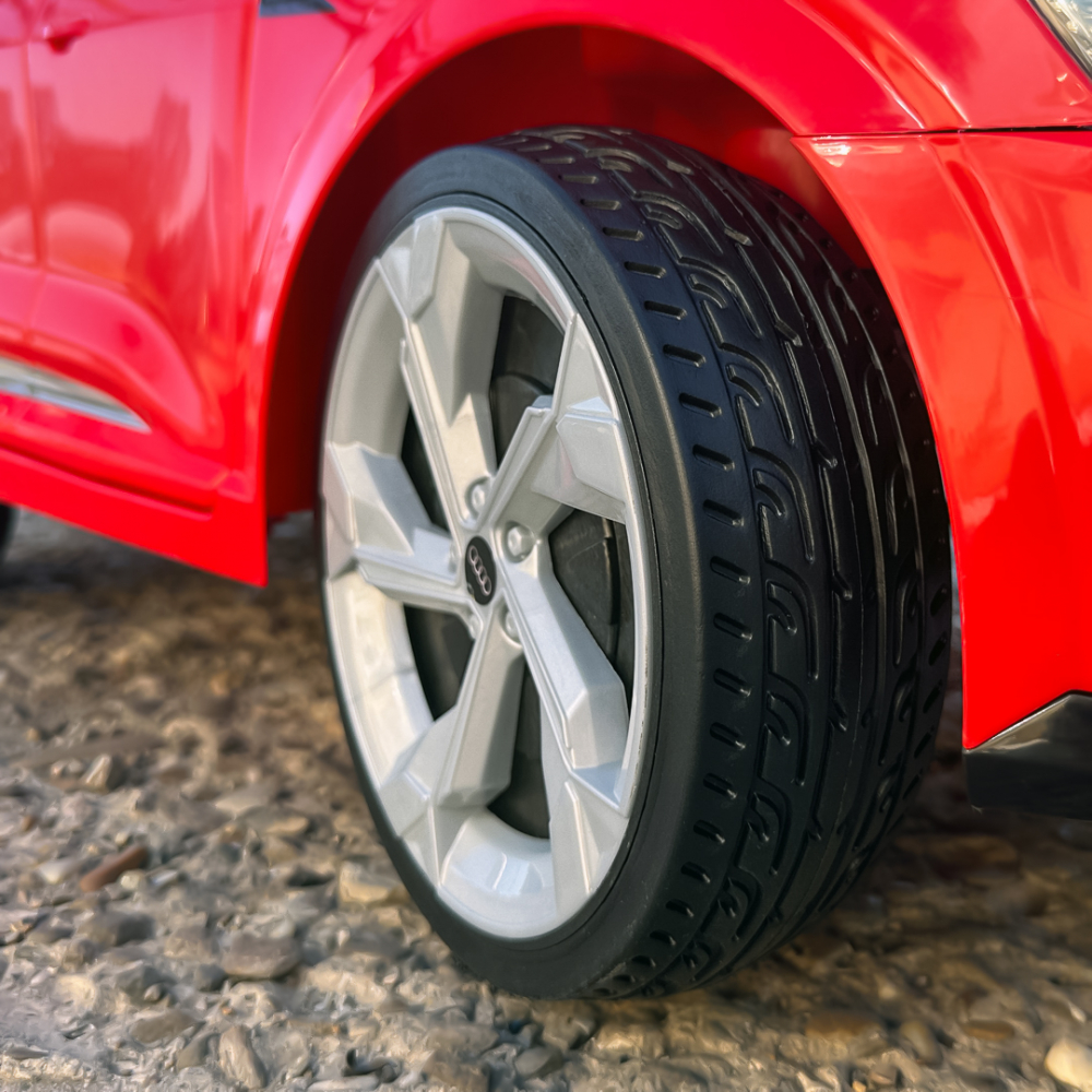 Masinuta electrica Audi SQ8 pentru copii 2-5 ani [16]