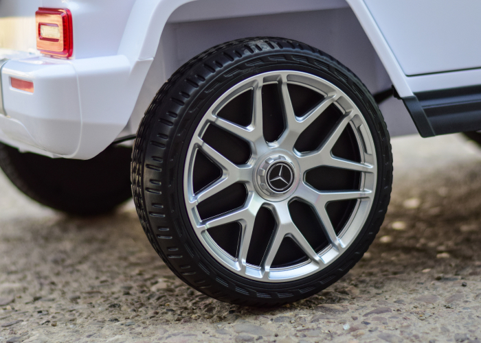 Masinuta electrica pentru copii Mercedes AMG G63 [9]