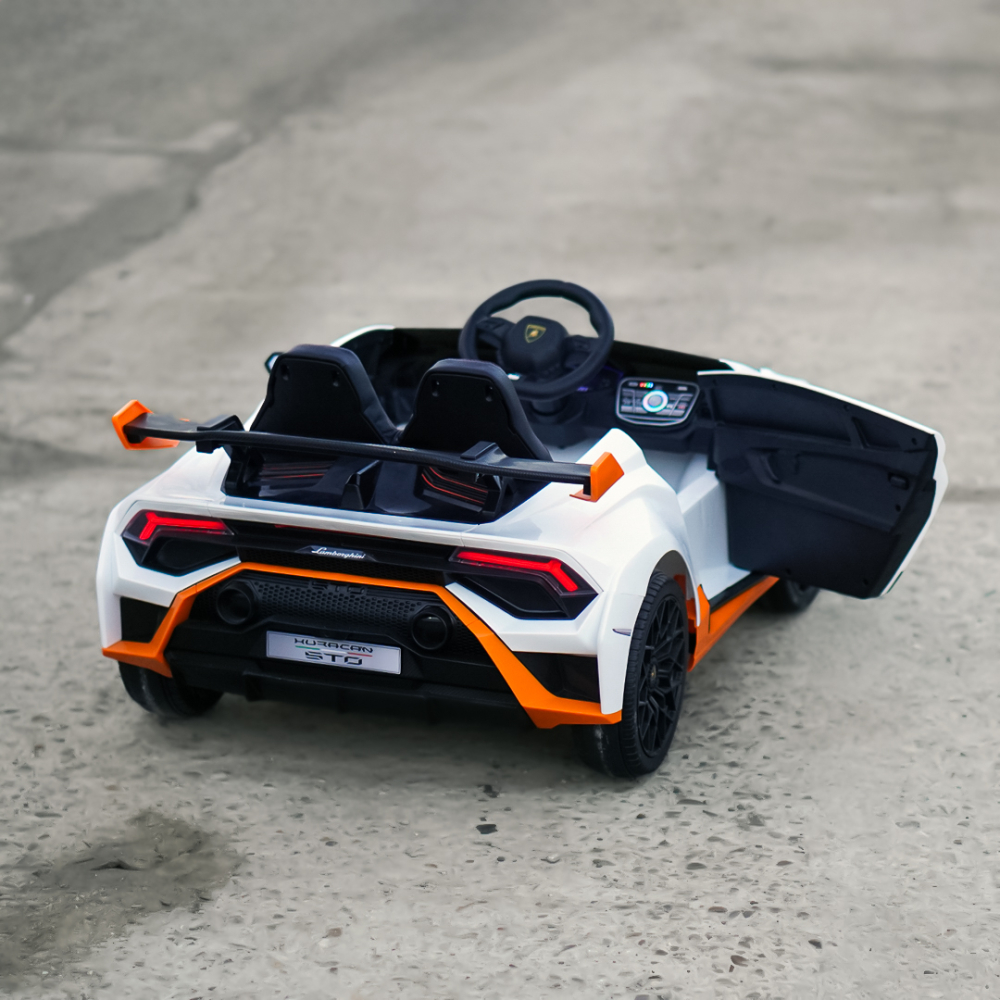 Masinuta electrica cu functie drift Lamborghini Huracan STO, putere 220W, 12V Premium, Alba [7]