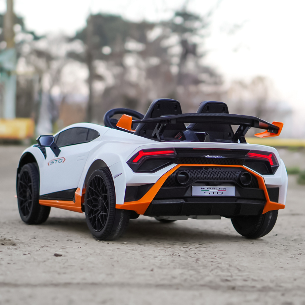 Masinuta electrica cu functie drift Lamborghini Huracan STO, putere 500W, 24V, echipare Premium, alb [9]