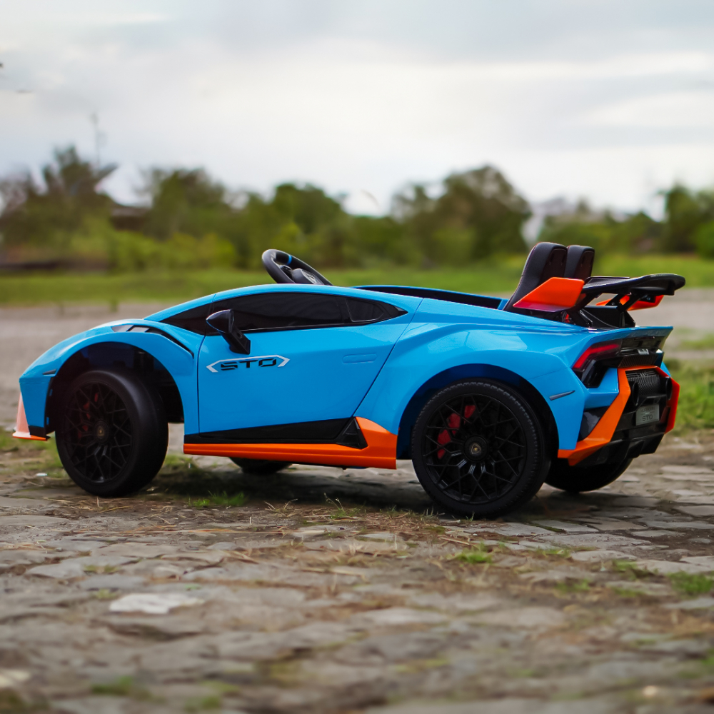 Masinuta electrica cu functie drift Lamborghini Huracan STO, putere 220W, 12V Premium, albastra [5]