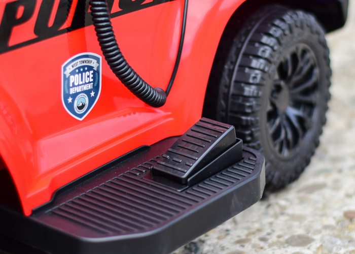 Masinuta electrica de politie Kinderauto Police 30W 6V cu megafon si music player, bluetooth, culoare Rosu [11]
