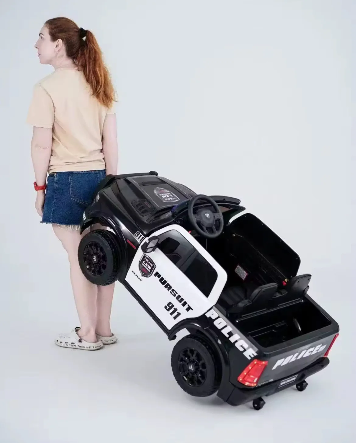 Masinuta electrica de politie pentru 2 copii, DODGE RAM 2500 REBEL, 400W, 24V, echipare, premium, neagra [20]