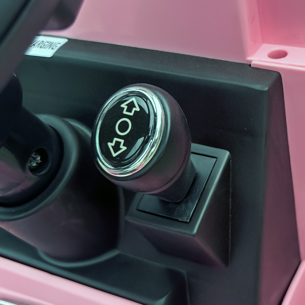 Masinuta electrica de pompieri pentru copii 2-7 ani, Kinderauto B911, 140W, 12V-10Ah, accesorii incluse, bluetooth, roz [15]