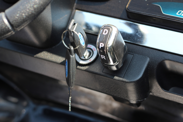 Masinuta electrica Ford Ranger 4x4 PREMIUM 4x35W #Negru Matt [13]