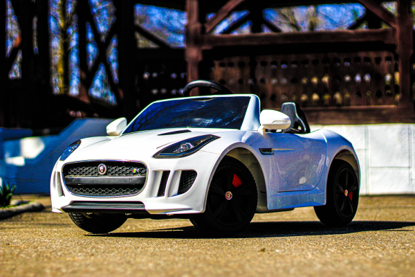 Jaguar F Type pentru copii, masinuta electrica, alb [4]