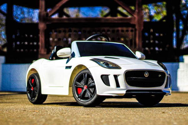 Jaguar F Type pentru copii, masinuta electrica, alb [3]
