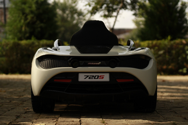 Masinuta electrica McLaren 720S 90W 12V PREMIUM #Alb [15]