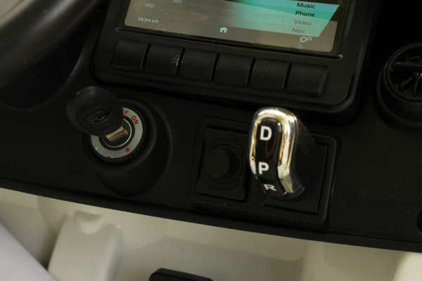 Masinuta electrica McLaren 720S 90W 12V PREMIUM #Alb [9]