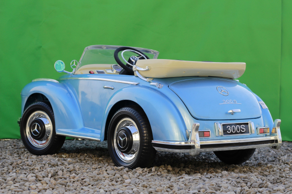 Masinuta electrica albastra pentru copii Mercedes 300S [6]