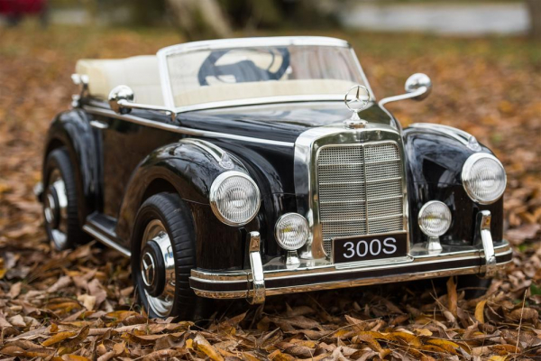 Masinuta electrica de epoca Mercedes 300S, negru [7]