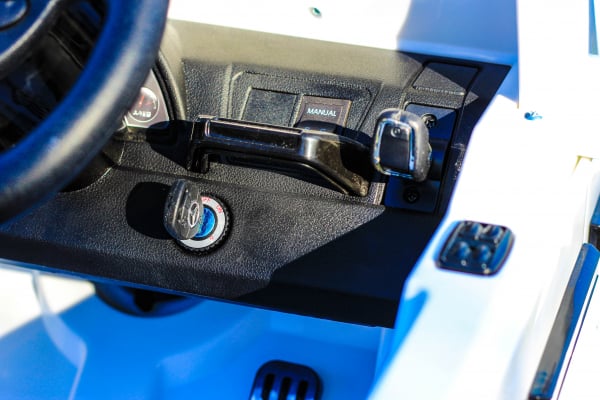 Masinuta electrica Mercedes G55 AMG 12V CU ROTI MOI #Alb [10]