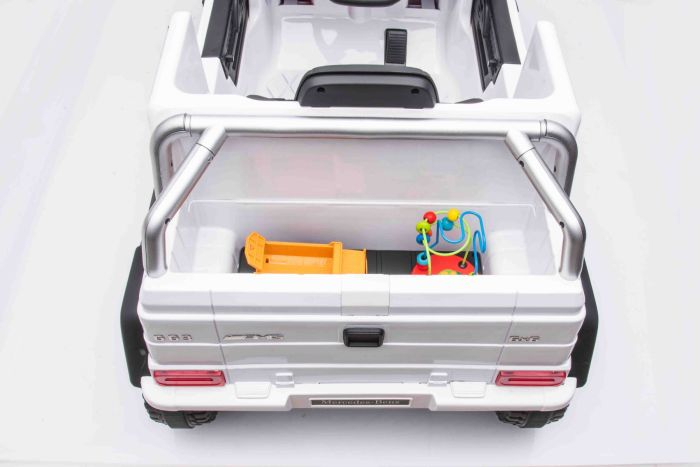 Masinuta electrica Mercedes G63 6x6 210W 12V 10Ah Premium, culoare alba [6]