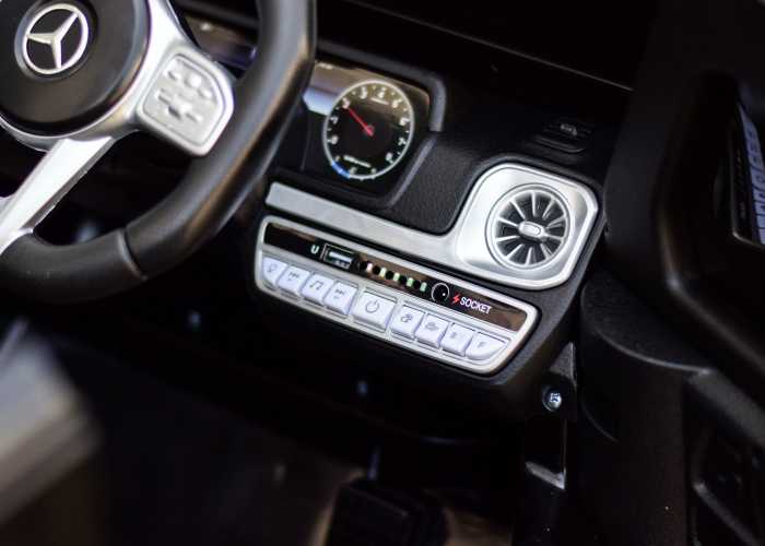 Masinuta electrica pentru copii Mercedes AMG G63 [12]