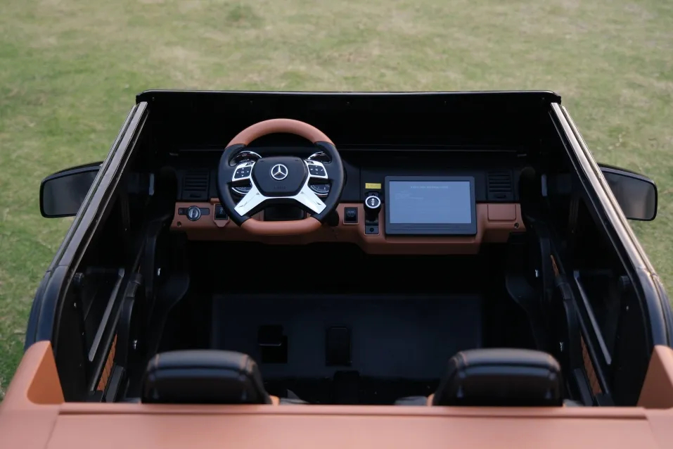 Masinuta electrica pentru 2 copii Mercedes G650 Maybach XXL 24V 14Ah si Mp4 culoare Neagra [7]