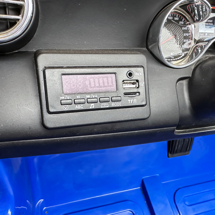 Masinuta electrica Mercedes GLC63s AMG 4x4 180W 12V 14Ah PREMIUM, culoare Albastra [26]