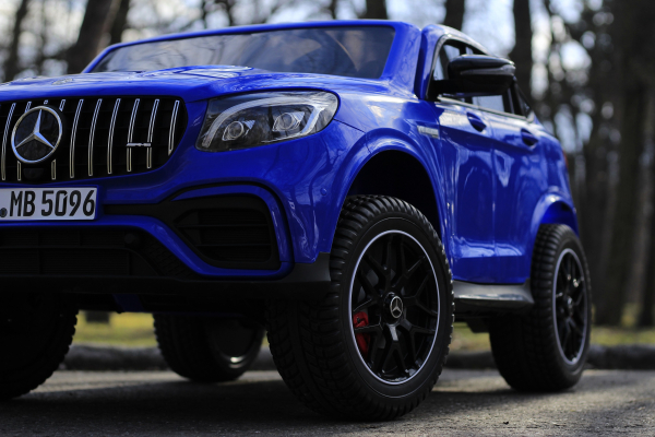 Masinuta electrica Mercedes GLC63s AMG 4x4 180W 12V 14Ah PREMIUM, culoare Albastra [10]