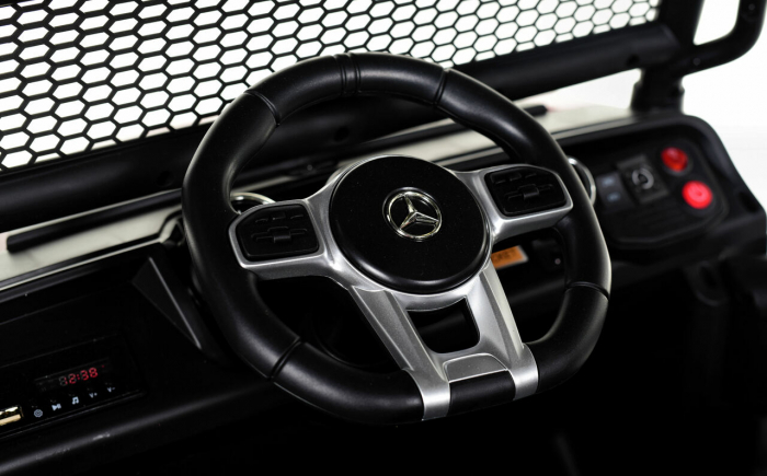 Masinuta electrica Mercedes UNIMOG STANDARD 90W 12V #Alb [8]
