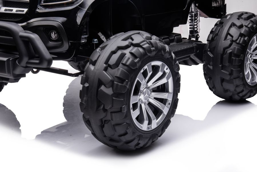 Mercedes X-Class Monster Truck, 4x4, scaun tapitat, roti moi, neagra [7]