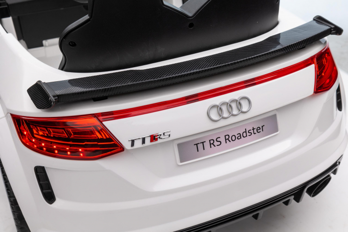 Masinuta pentru copii electrica Audi TT RS, alba [24]