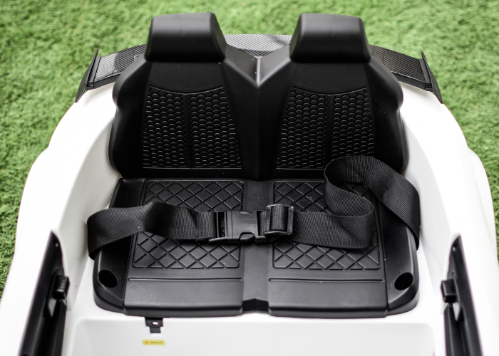 Masinuta pentru copii electrica Audi TT RS, alba [11]