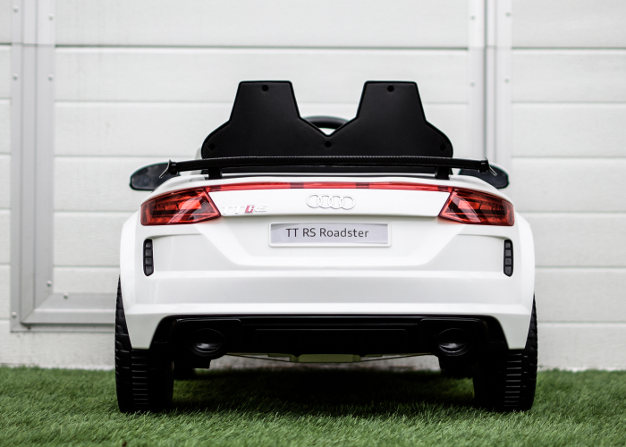 Masinuta pentru copii electrica Audi TT RS, alba [7]