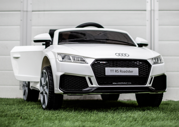Masinuta pentru copii electrica Audi TT RS, alba [3]