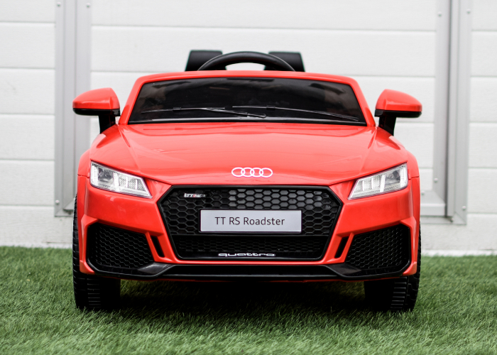 Masinuta electrica Audi TT RS pentru copii 2-4 ani [2]