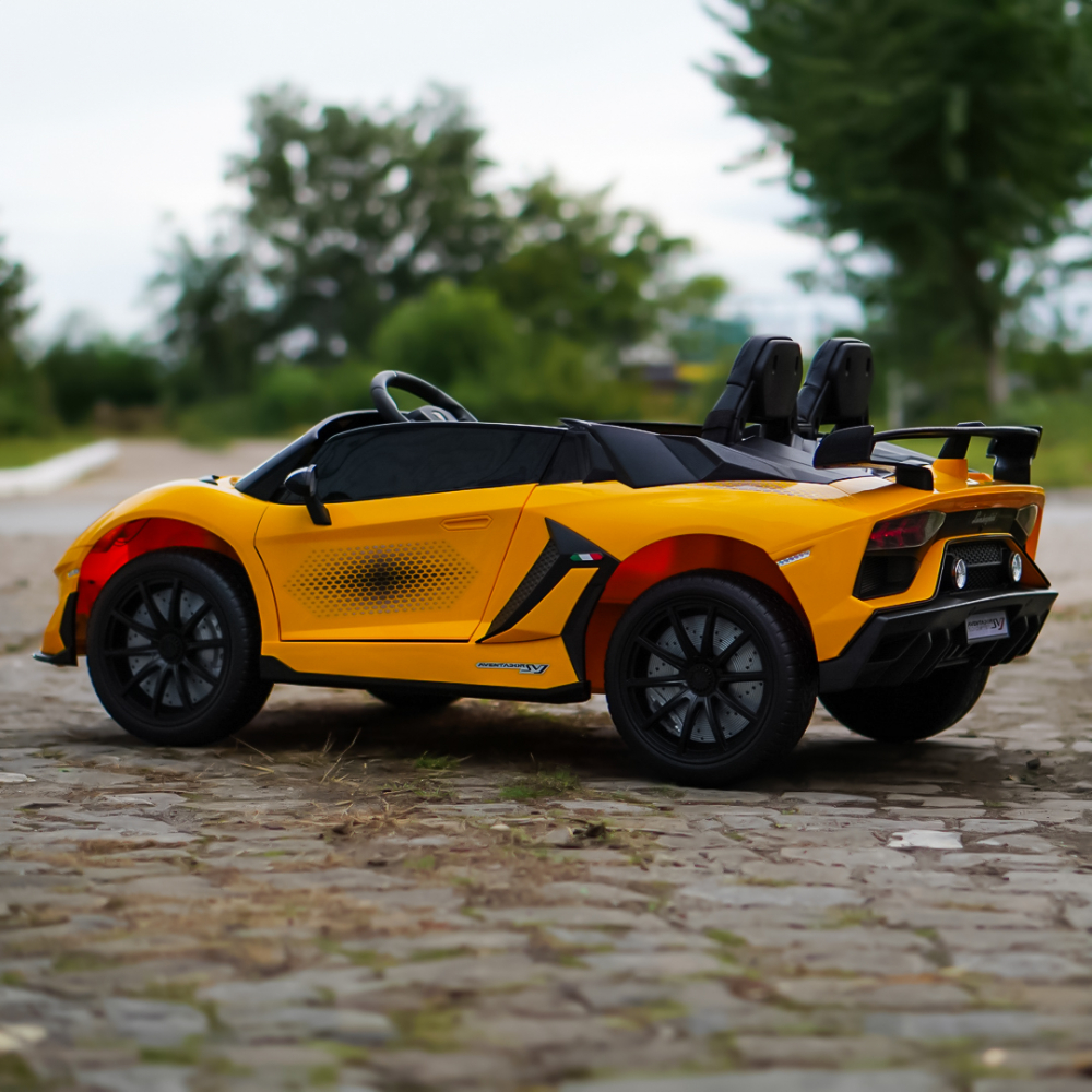 Masinuta electrica pentru 2 copii Lamborghini Aventador Xago 12V 90W Deluxe, Galben [6]