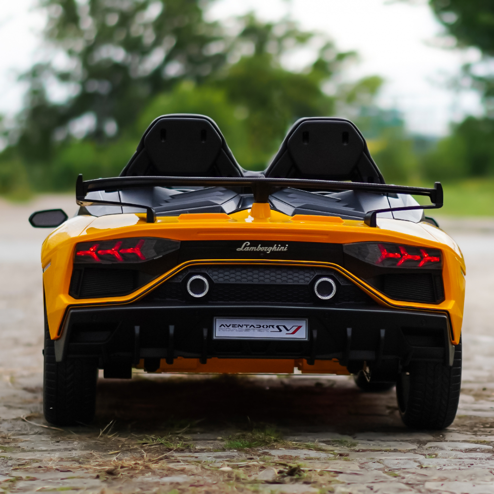 Masinuta electrica pentru 2 copii Lamborghini Aventador Xago 12V 90W Deluxe, Galben [8]