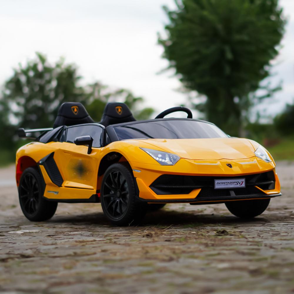 Masinuta electrica pentru 2 copii Lamborghini Aventador Xago 12V 90W Deluxe, Galben [4]