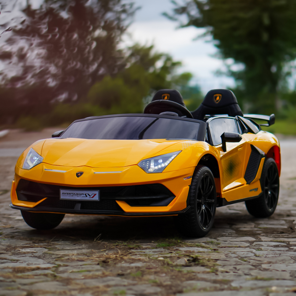 Masinuta electrica pentru 2 copii Lamborghini Aventador Xago 12V 90W Deluxe, Galben [2]