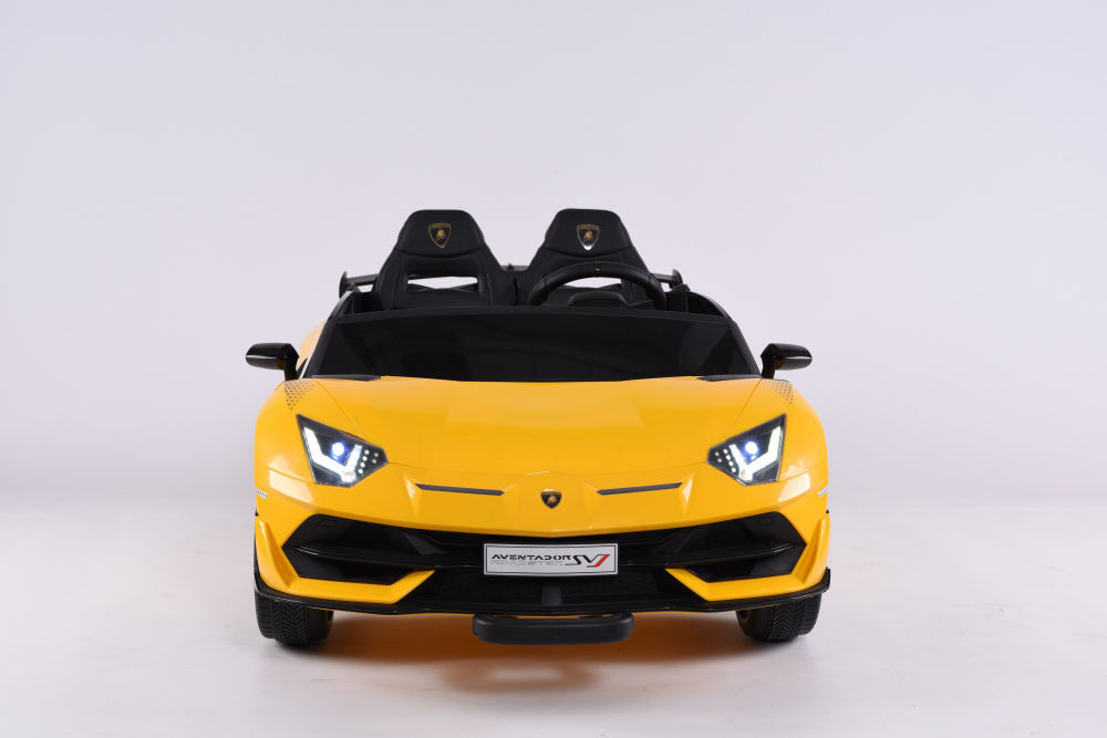 Masinuta electrica pentru 2 copii Lamborghini Aventador Xago 12V 90W Deluxe, Galben [22]