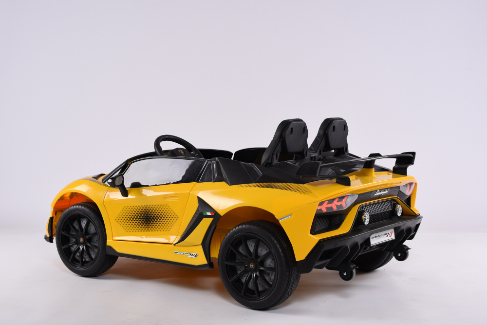 Masinuta electrica pentru 2 copii Lamborghini Aventador Xago 12V 90W Deluxe, Galben [26]