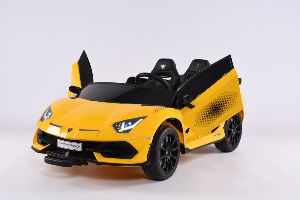 Masinuta electrica pentru 2 copii Lamborghini Aventador Xago 12V 90W Deluxe, Galben [23]