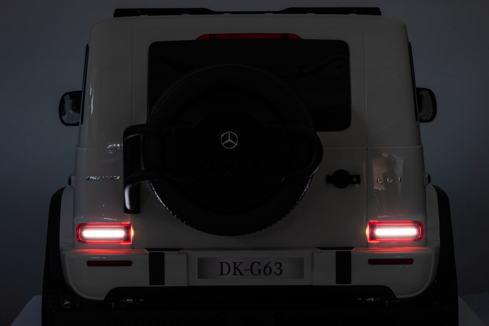 Masinuta electrica pentru 2 copii Mercedes G63, 4x4, 800W [6]